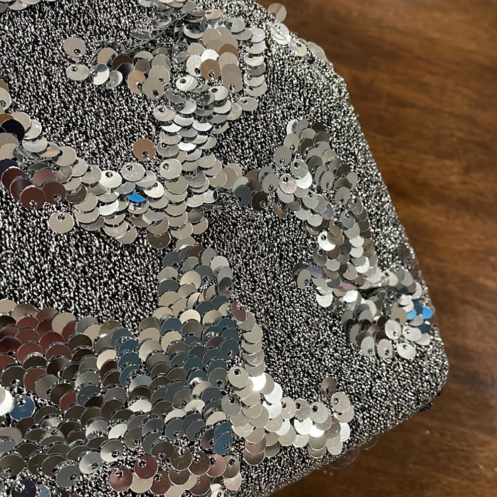 NWOT Silver Sequins Cosmetic Bag - Picture 2 of 7